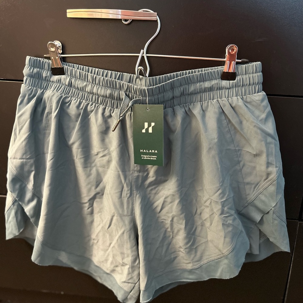 HALARA athletic shorts